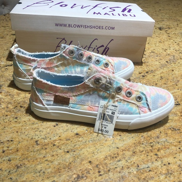 NWT Blowfish Malibu Play- Babydoll Tie Die Shoes - Picture 2 of 3